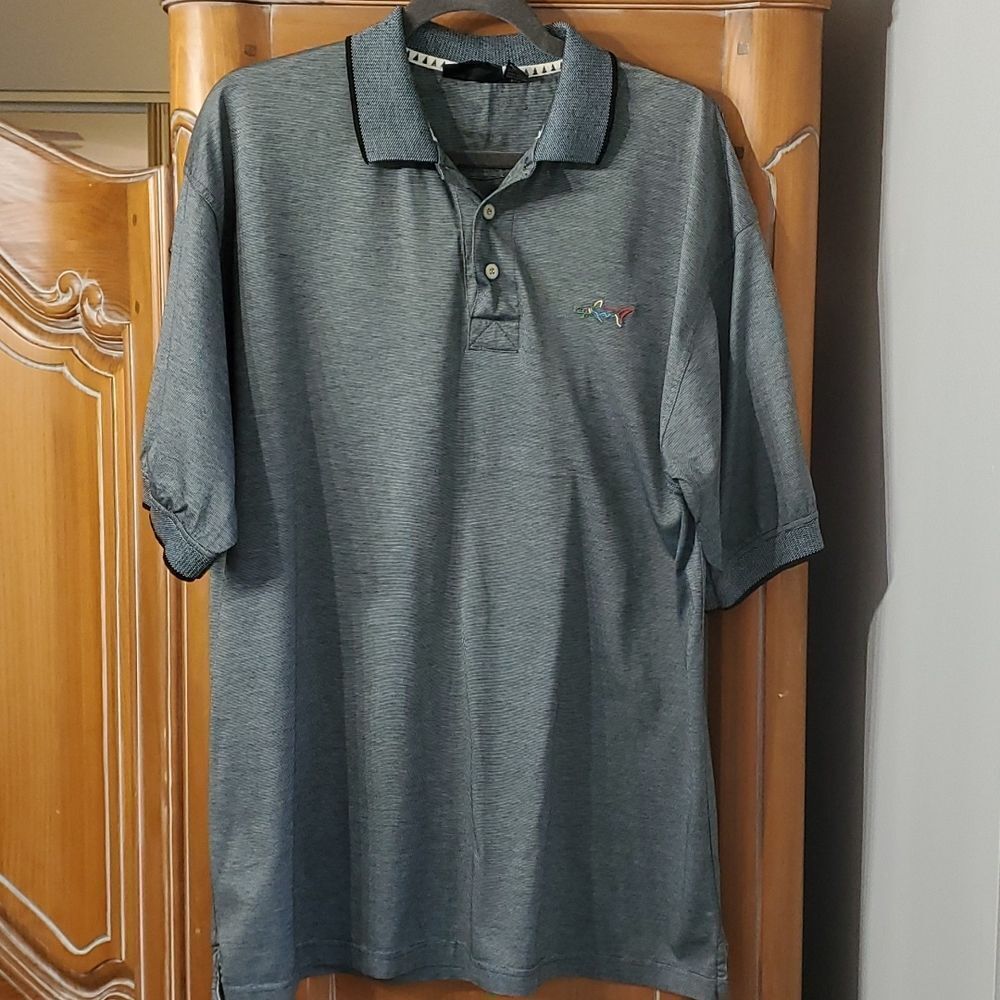GREG Norman golf shirt. XXL, lovely gray fabric. Short sleeves. Three bu…